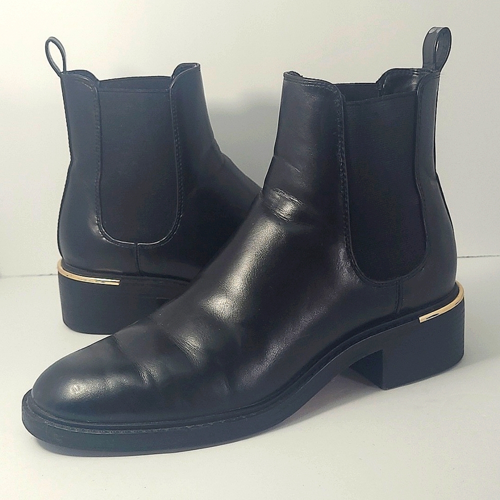 Zara Womens Peacocks Black Gold Trim Chelsea Boots